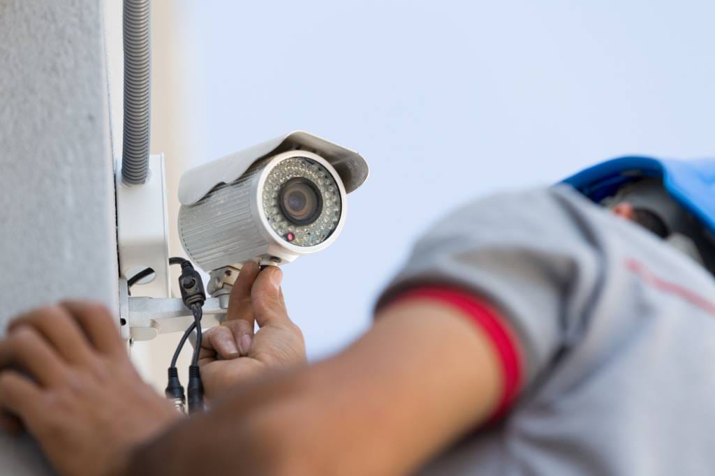 caméra de surveillance extérieure