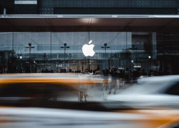 q w 4 0 3, tags: apple la de - images.unsplash.com